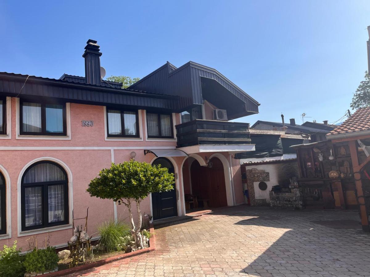 Guest House Eden Бихач Экстерьер фото